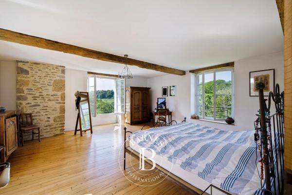 Pau, Propriété 8 Chambres -  446 m² à vendre