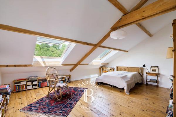 Pau, Propriété 8 Chambres -  446 m² à vendre