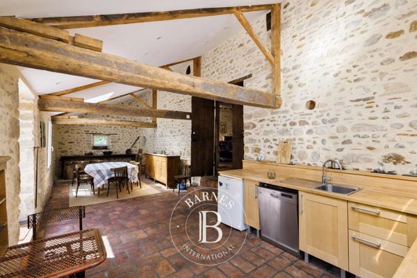 Pau, Propriété 8 Chambres -  446 m² à vendre