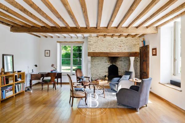 Pau, Propriété 8 Chambres -  446 m² à vendre