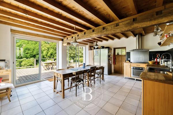 Pau, Propriété 8 Chambres -  446 m² à vendre