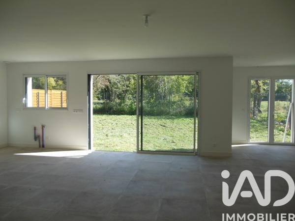 Maison à vendre 5 pièces 122 m² Semussac