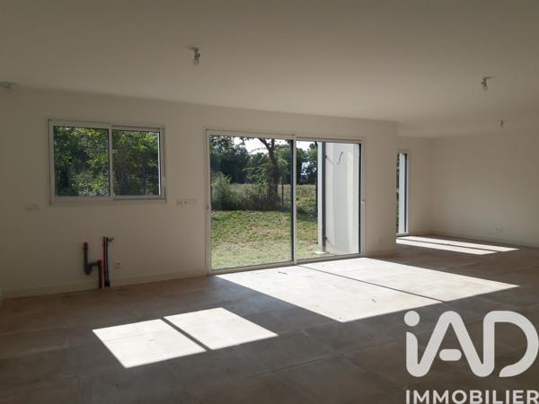 Maison à vendre 5 pièces 122 m² Semussac