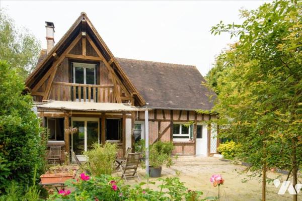 Maison avec étang - 134 m² - ST LAURENT NOUAN