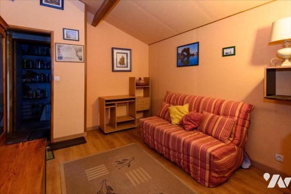 Maison avec étang - 134 m² - ST LAURENT NOUAN