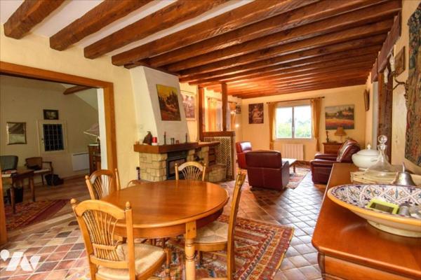 Maison avec étang - 134 m² - ST LAURENT NOUAN