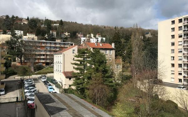 Appartement à louer    2 pièces • 54,34 m2 Saint-Étienne