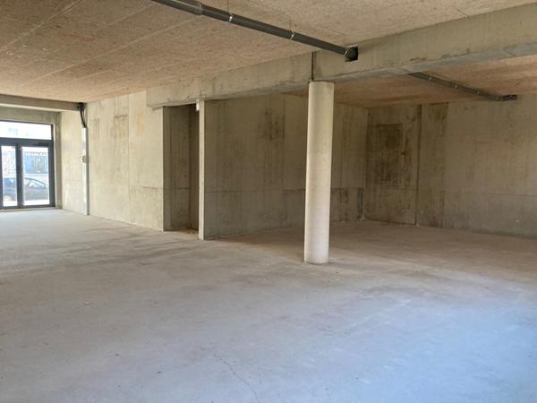 CHALIGNY - LOCAL COMMERCIAL - 140 m²