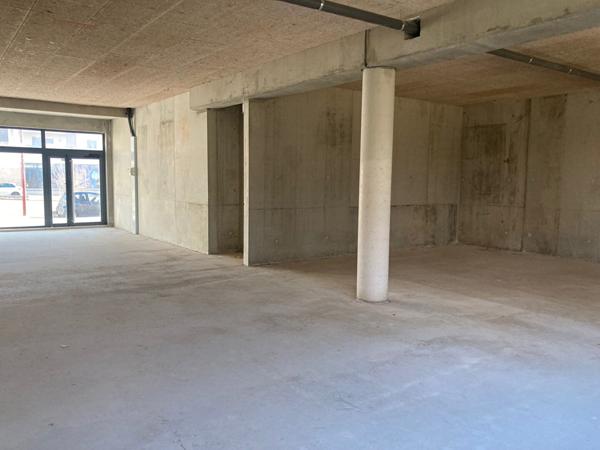 CHALIGNY - LOCAL COMMERCIAL - 140 m²