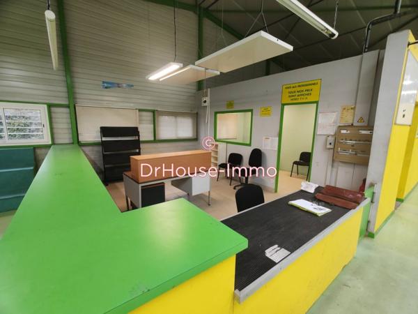 Bien immobilier à vendre 6 pièces de 960 m²