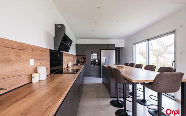 Maison à vendre    7 pièces • 160 m2 Ormes