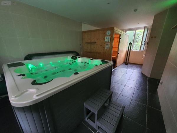 Maison à vendre à Mandailles-Saint-Julien dans le Cantal (15590), ref : 15061-1015625