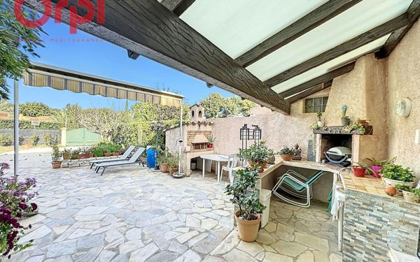 Maison à vendre    5 pièces • 140,14 m2 Saint-Raphaël