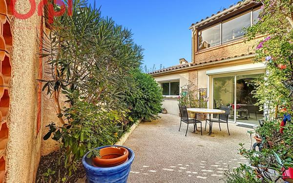 Maison à vendre    5 pièces • 140,14 m2 Saint-Raphaël