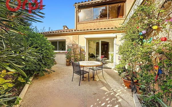 Maison à vendre    5 pièces • 140,14 m2 Saint-Raphaël