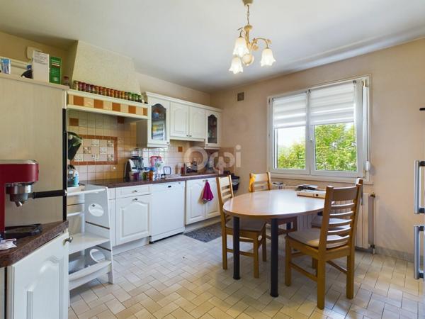 Maison à vendre    6 pièces •  Vesoul