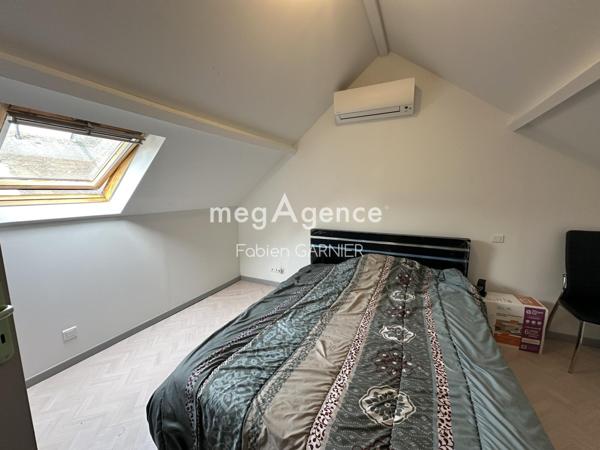 Immeuble à CHANZEAUX, 49750 - 145m²