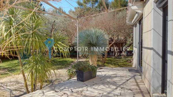 Villa
                                                                                                                                                                                                                                                                                                                        7 pièce(s)                                                                                                                                                                                                          4 chambre(s)                                                                                                                                                                                                          154  m²
