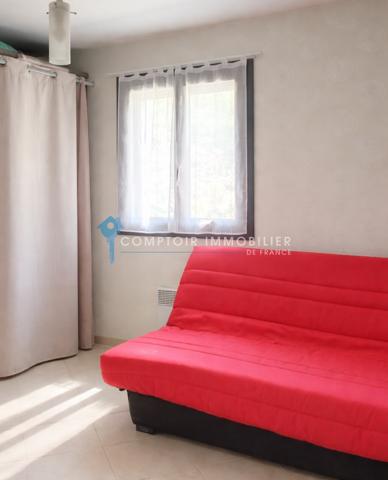 Villa
                                                                                                                                                                                                                                                                                                                        7 pièce(s)                                                                                                                                                                                                          4 chambre(s)                                                                                                                                                                                                          154  m²