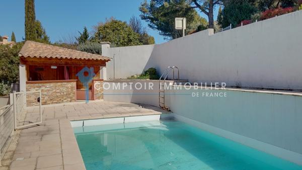 Villa
                                                                                                                                                                                                                                                                                                                        7 pièce(s)                                                                                                                                                                                                          4 chambre(s)                                                                                                                                                                                                          154  m²