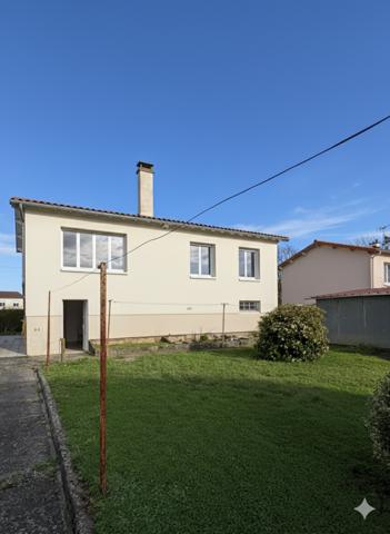 Nieuil-l'Espoir (86340) NIEUIL L’ESPOIR - MAISON 3 CHAMBRES - JARDIN - GARAGE