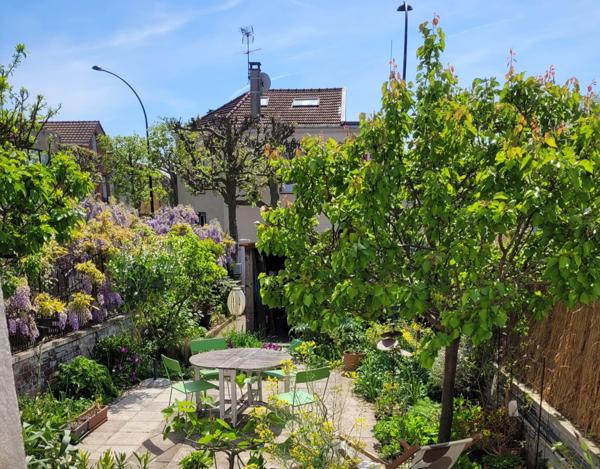 Champigny-sur-Marne (94500) À VENDRE – Maison 6 pièces rénovée par architectes – Quartier du Plant, Champigny-sur-Marne