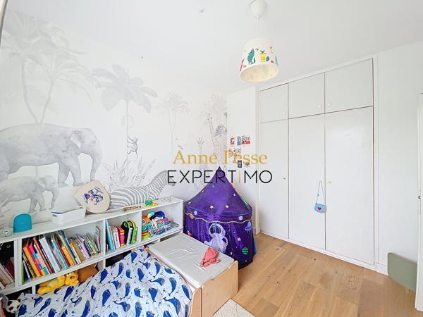 Champigny-sur-Marne (94500) À VENDRE – Maison 6 pièces rénovée par architectes – Quartier du Plant, Champigny-sur-Marne