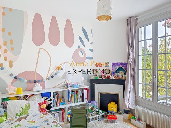 Champigny-sur-Marne (94500) À VENDRE – Maison 6 pièces rénovée par architectes – Quartier du Plant, Champigny-sur-Marne