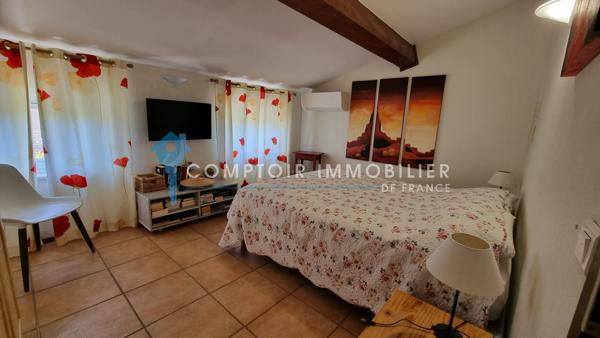Villa
                                                                                                                                                                                                                                                                                                                        5 pièce(s)                                                                                                                                                                                                          4 chambre(s)                                                                                                                                                                                                          87  m²