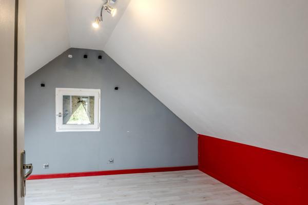 Maison individuelle sur 3 niveaux - 4 chambres - Vétraz-Monthoux