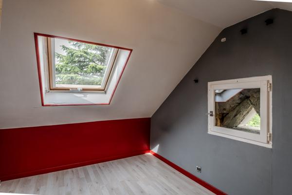 Maison individuelle sur 3 niveaux - 4 chambres - Vétraz-Monthoux