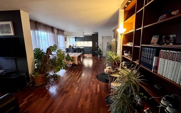 Appartement à vendre    5 pièces • 120 m2 Bischheim