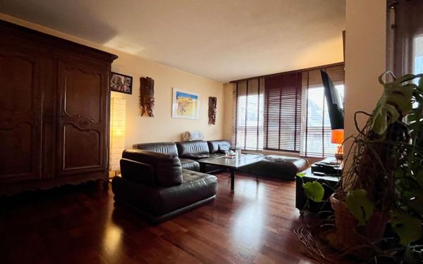 Appartement à vendre    5 pièces • 120 m2 Bischheim