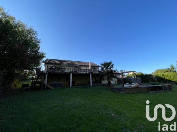 Maison à vendre 7 pièces 200 m² La Chapelle-de-la-Tour