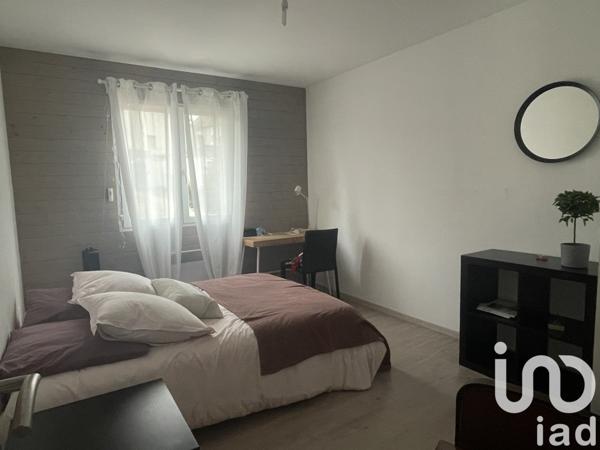 Maison à vendre 7 pièces 200 m² La Chapelle-de-la-Tour