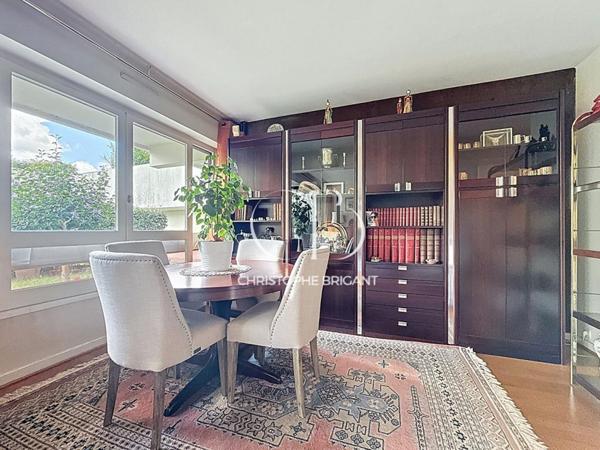 Appartement Villejuif 5 pièce(s) TERRASSE ET JARDIN