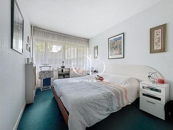 Appartement Villejuif 5 pièce(s) TERRASSE ET JARDIN