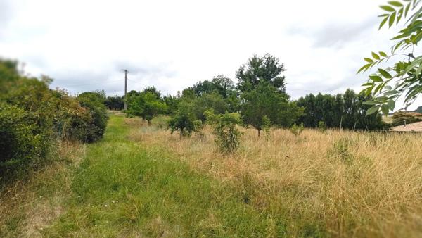 Terrain à bâtir de 2 970 m²