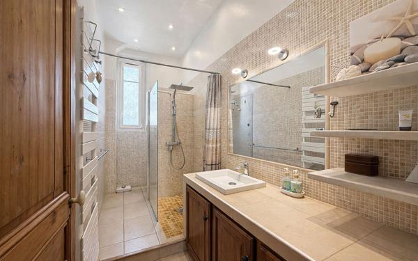 Appartement à vendre    3 pièces • 78,65 m2 Cannes