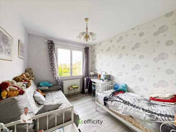 Maison 8 pièces - 196 m² Exclusivité efficity