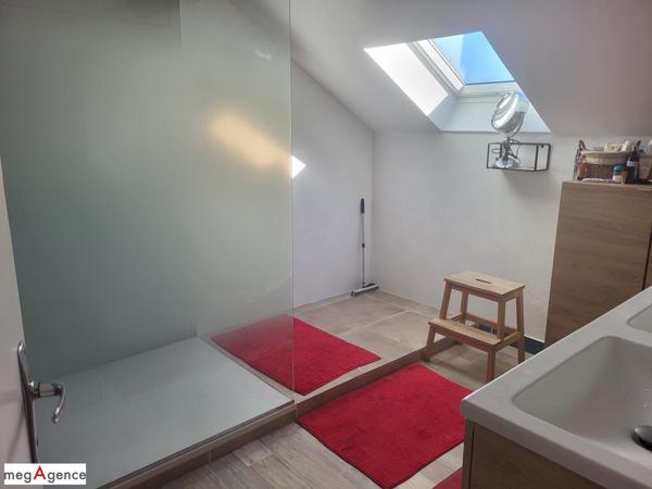 Maison à CREUZIER-LE-VIEUX, 03300 - 4 pièces 119m²