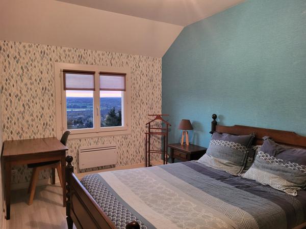 Maison à CREUZIER-LE-VIEUX, 03300 - 4 pièces 119m²