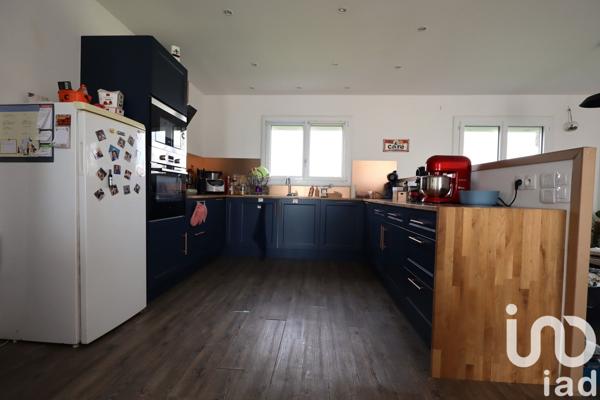 Maison traditionnelle 4 pièces de 79 m² à MAZÉ (49630)