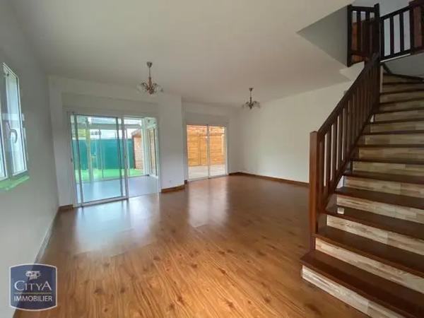 Maison à louer 4 pièces 120m²
