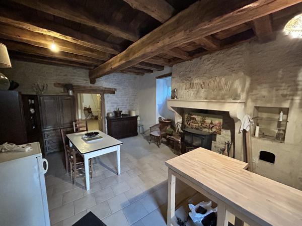 Maison de village avec grange