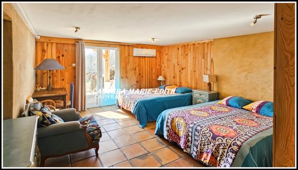 Propriété - 500 M² habitables 26 PIECES- 12 Chambres avec vue Pyrénées à 6 minutes de Marciac – Maison, gîtes, salle Polyvalente d’événements, cabinet de praticien, Prairies et dépendance