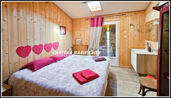 Propriété - 500 M² habitables 26 PIECES- 12 Chambres avec vue Pyrénées à 6 minutes de Marciac – Maison, gîtes, salle Polyvalente d’événements, cabinet de praticien, Prairies et dépendance