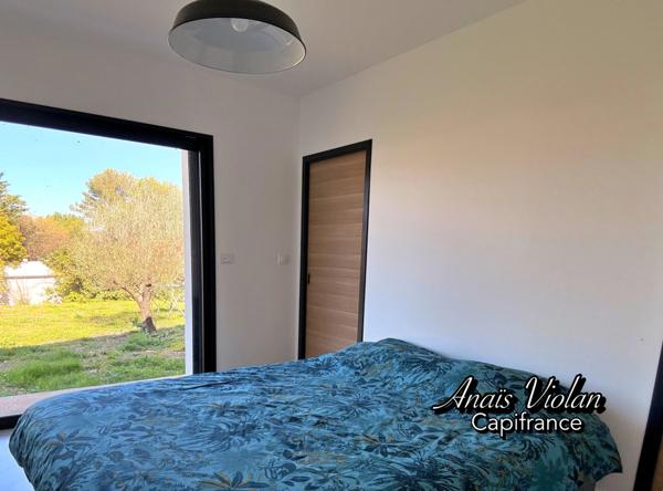 Villa d'architecte de type 4 avec vue imprenable sur le Pic Saint Loup proche de SAINT MATHIEU DE TREVIERS (34)