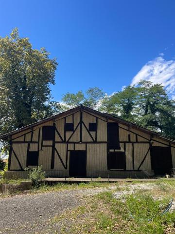 Authentique Ferme avec 5 hectares attenant