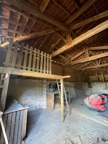 Authentique Ferme avec 5 hectares attenant